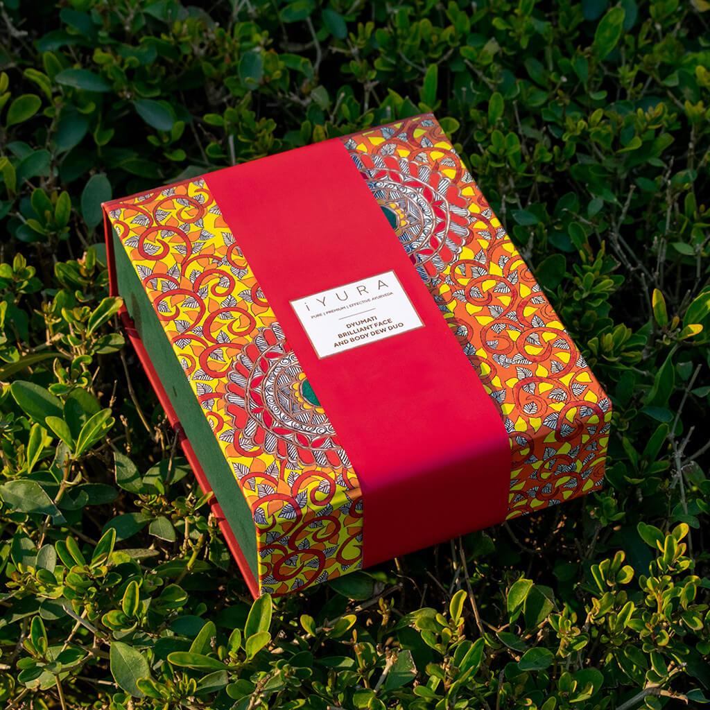 Dyumati Brilliant Δίδυμο προϊόντων για το πρόσωπο και το σώμα - Μείγμα «The Awakened Soul» & Μείγμα «The Illuminated Heart»